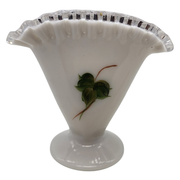 Vintage Fenton 36 Silvercrest Fan Vase Hand Decorated - Picture 3 of 7